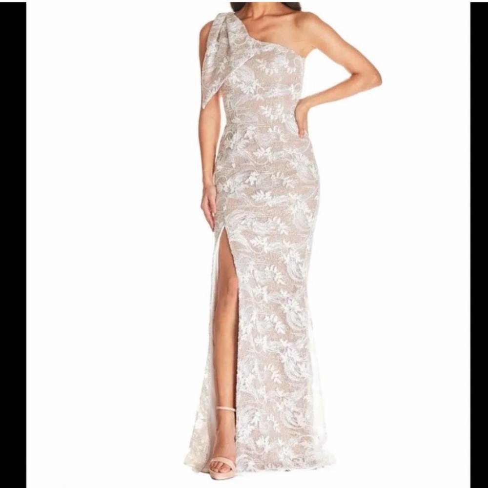 NWT Dress the Population Genevieve One Shoulder Lace Gown - Picture 3 of 10